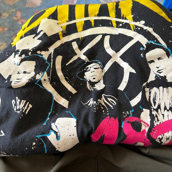 Blink 182 Black Concert Tee Small 2009 Tour Double Sided Punk Concert Rock Emo - Picture 2 of 4